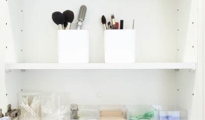 高さ調整可能な棚