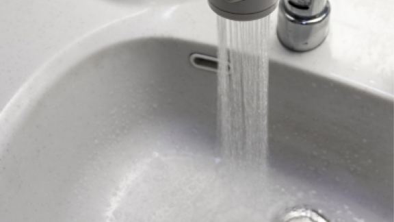 洗面ボウルが小さい