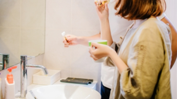 朝の洗面所が混雑